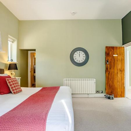 Broadrock Accommodation - Clock Cottage Chepstow Luaran gambar